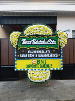 Papan Bunga Duka di Lubuk Dalam